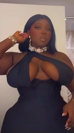 Candela Infiel te espera para vivir momentos inolvidables juntos