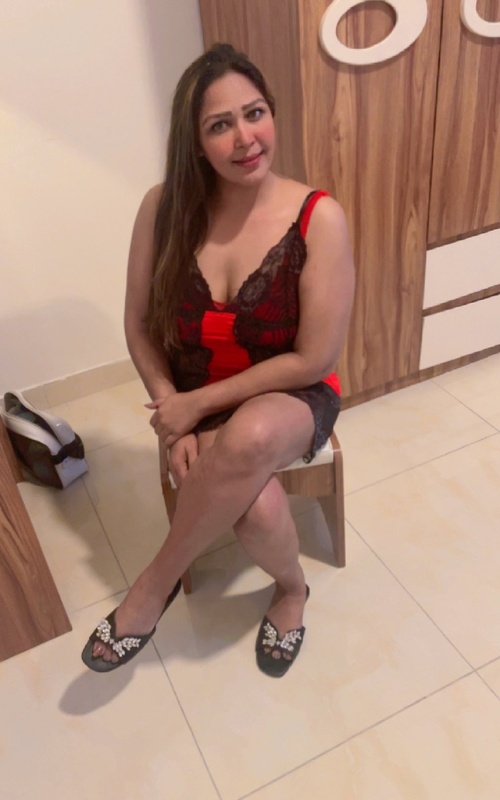 Fátima Estallido Despierta Pasiones en Cada Encuentro Irresistible 2 Mis Fotos