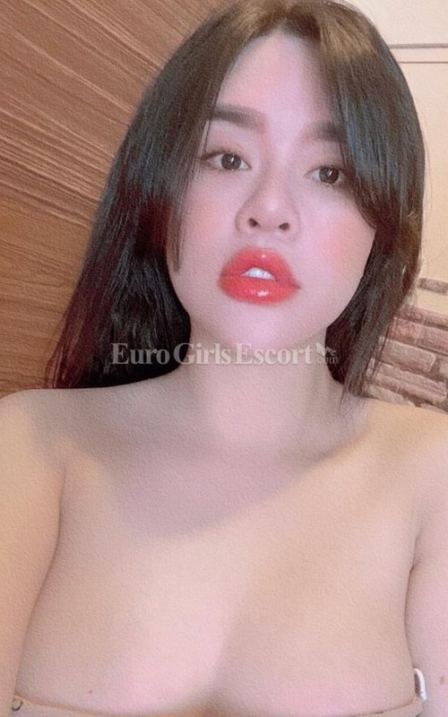 Descubre la Magia de Pilar Travesura en Cada Encuentro