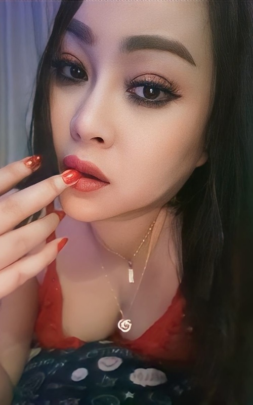 Paloma Incendiária Despierta tus Deseos Más Apasionados Aquí